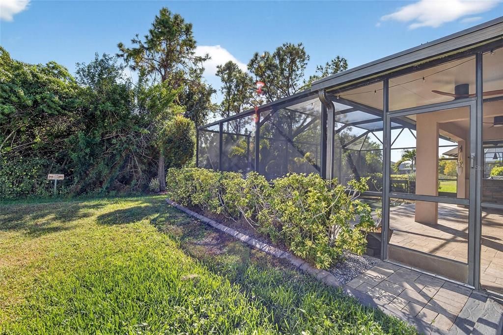 На продажу: $449,900 (4 спален, 2 ванн, 1900 Квадратных фут)