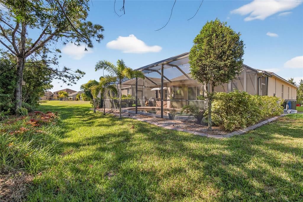 На продажу: $449,900 (4 спален, 2 ванн, 1900 Квадратных фут)