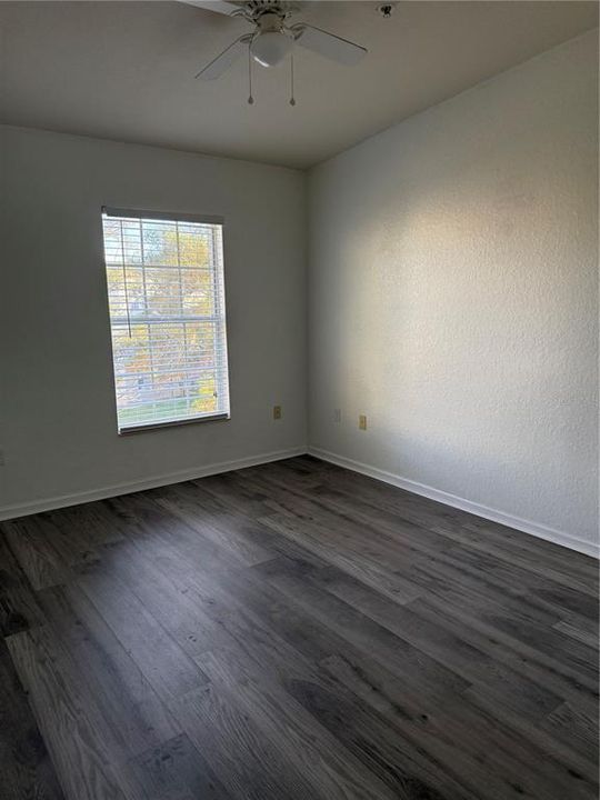 В аренду: $1,800 (3 спален, 2 ванн, 1433 Квадратных фут)