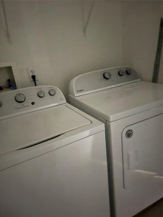 В аренду: $1,800 (3 спален, 2 ванн, 1433 Квадратных фут)