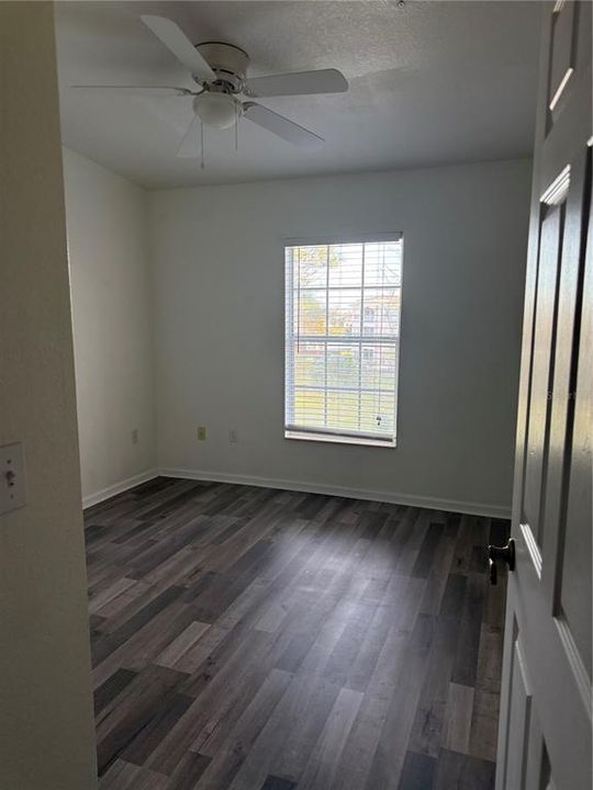 В аренду: $1,800 (3 спален, 2 ванн, 1433 Квадратных фут)