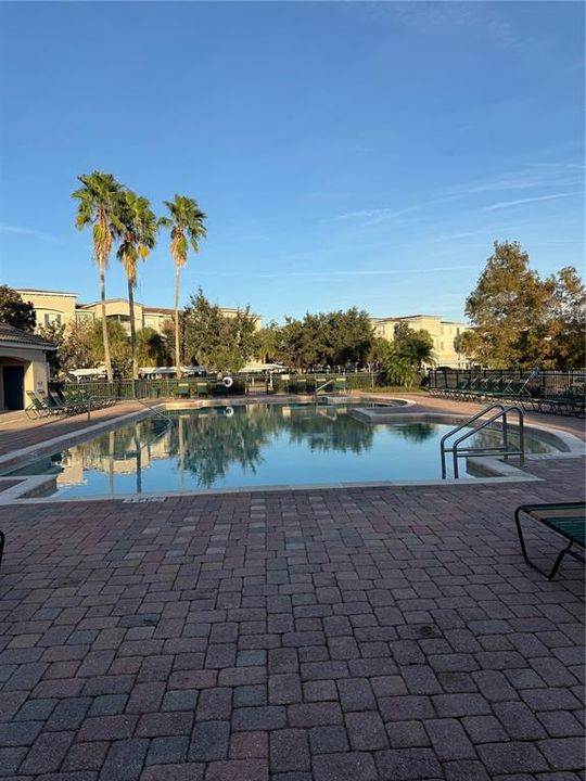 В аренду: $1,800 (3 спален, 2 ванн, 1433 Квадратных фут)