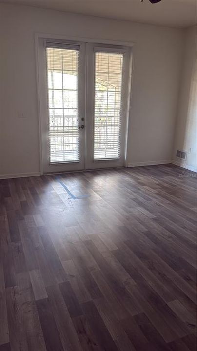 В аренду: $1,800 (3 спален, 2 ванн, 1433 Квадратных фут)