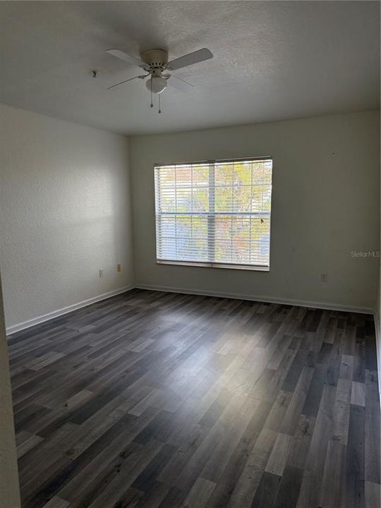 В аренду: $1,800 (3 спален, 2 ванн, 1433 Квадратных фут)