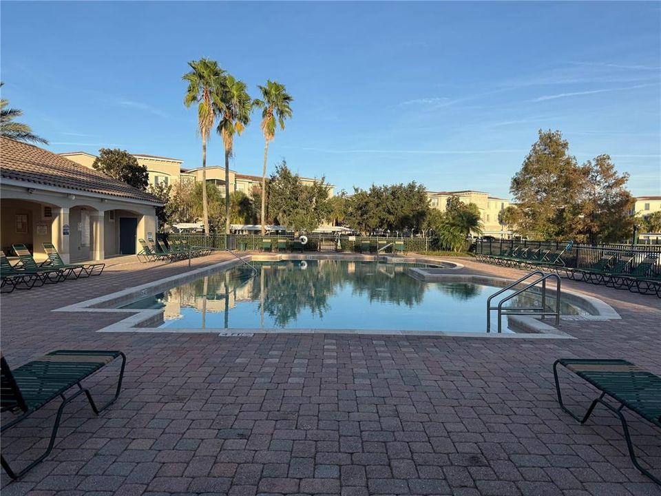 В аренду: $1,800 (3 спален, 2 ванн, 1433 Квадратных фут)