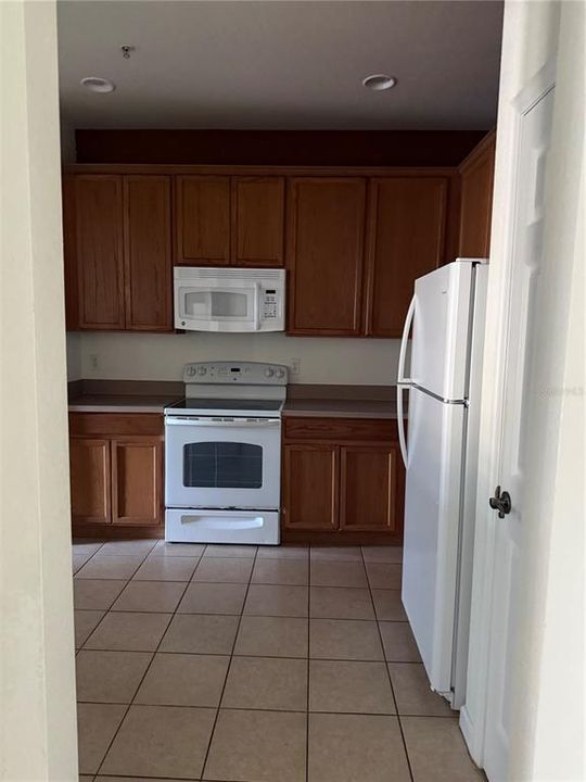 В аренду: $1,800 (3 спален, 2 ванн, 1433 Квадратных фут)