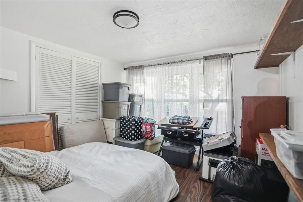 For Sale: $329,900 (2 beds, 2 baths, 1413 Square Feet)