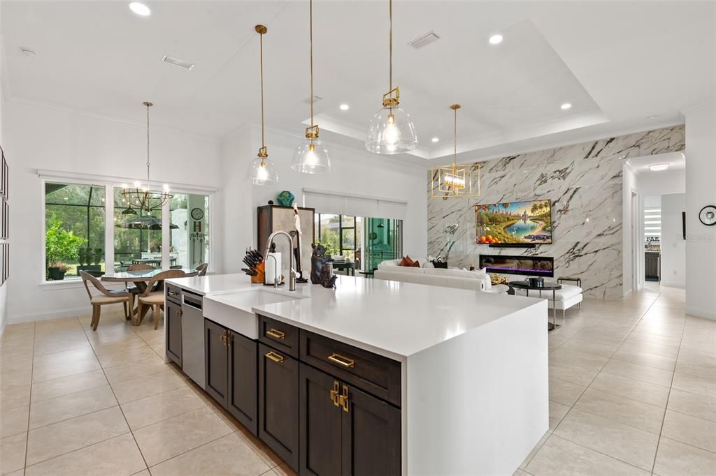 For Sale: $975,000 (3 beds, 2 baths, 2584 Square Feet)