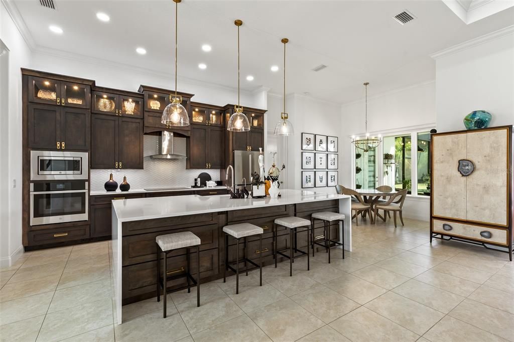 For Sale: $975,000 (3 beds, 2 baths, 2584 Square Feet)