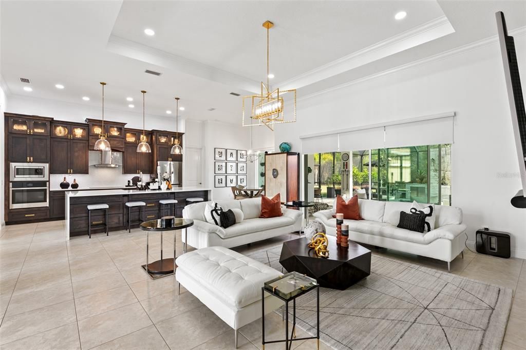 For Sale: $975,000 (3 beds, 2 baths, 2584 Square Feet)