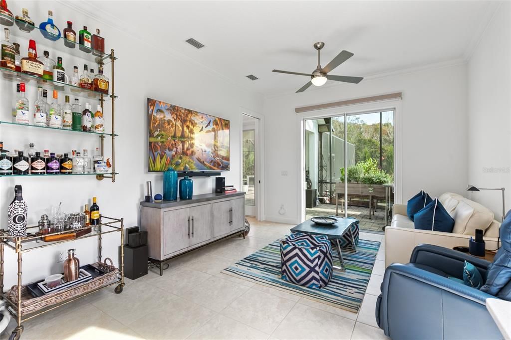 For Sale: $975,000 (3 beds, 2 baths, 2584 Square Feet)