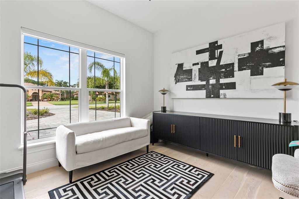 For Sale: $975,000 (3 beds, 2 baths, 2584 Square Feet)