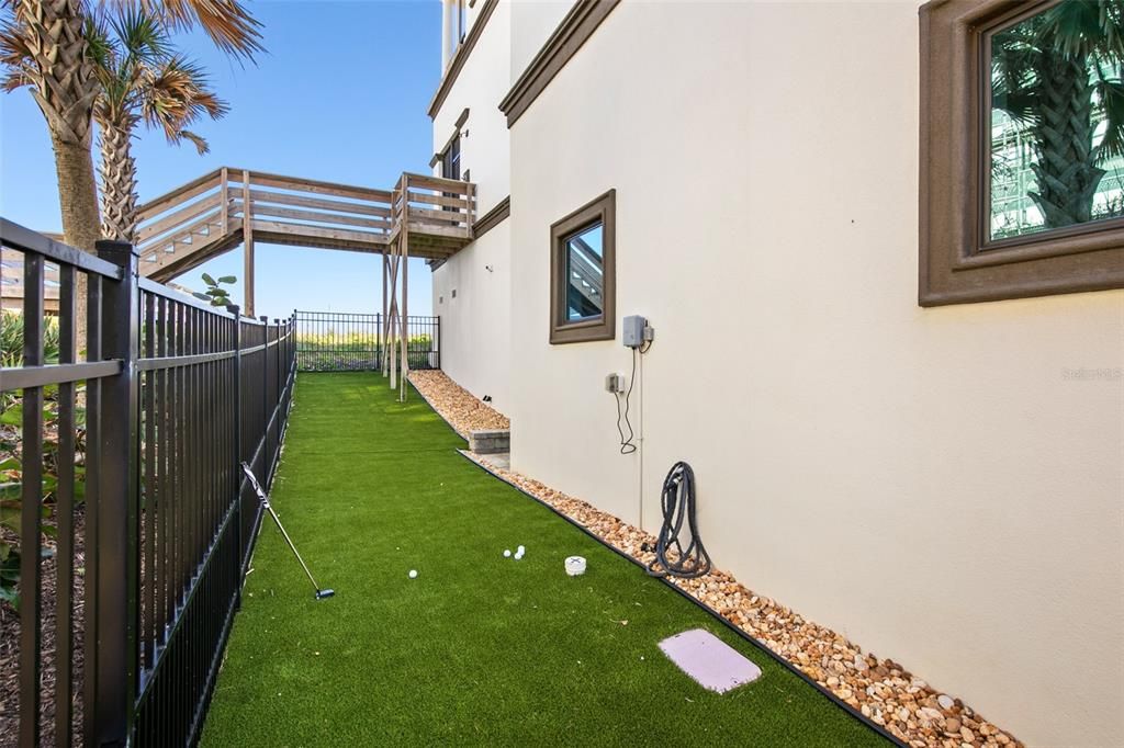 For Sale: $4,100,000 (4 beds, 4 baths, 4667 Square Feet)