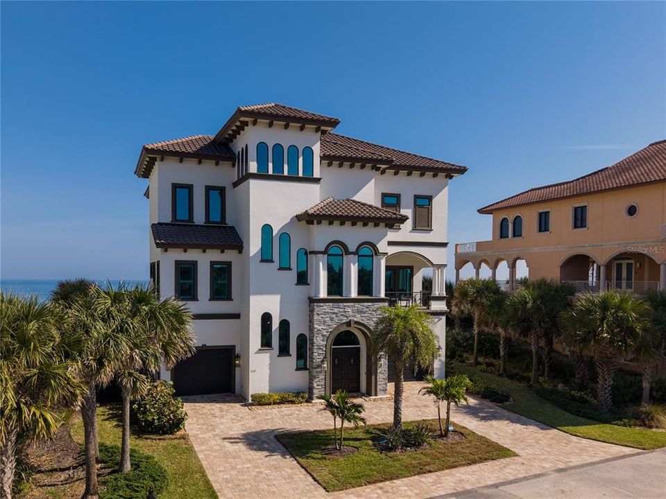 For Sale: $4,100,000 (4 beds, 4 baths, 4667 Square Feet)