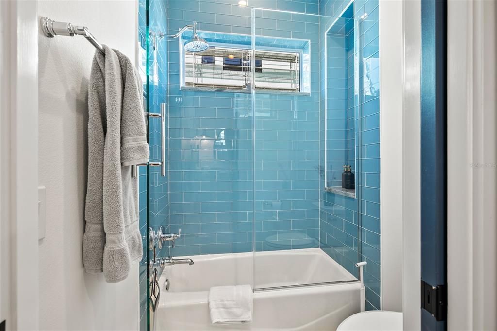 For Sale: $4,100,000 (4 beds, 4 baths, 4667 Square Feet)