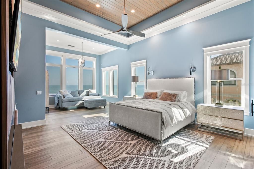 For Sale: $4,100,000 (4 beds, 4 baths, 4667 Square Feet)