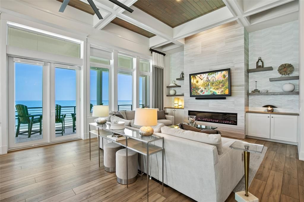 For Sale: $4,100,000 (4 beds, 4 baths, 4667 Square Feet)