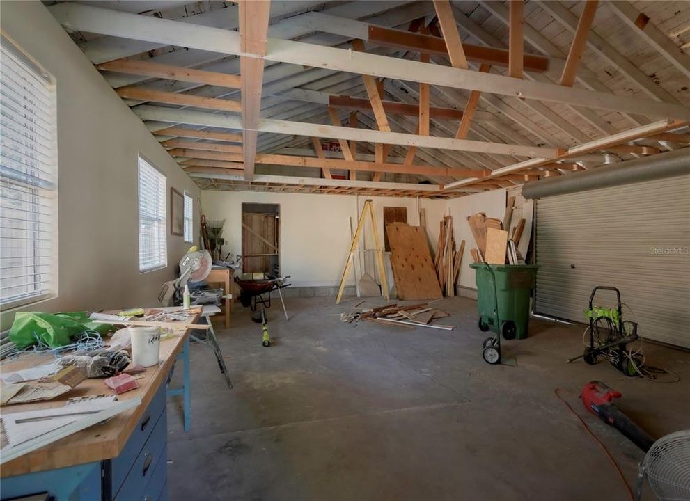 出租: $3,000 (4 贝兹, 2 浴室, 1344 平方英尺)