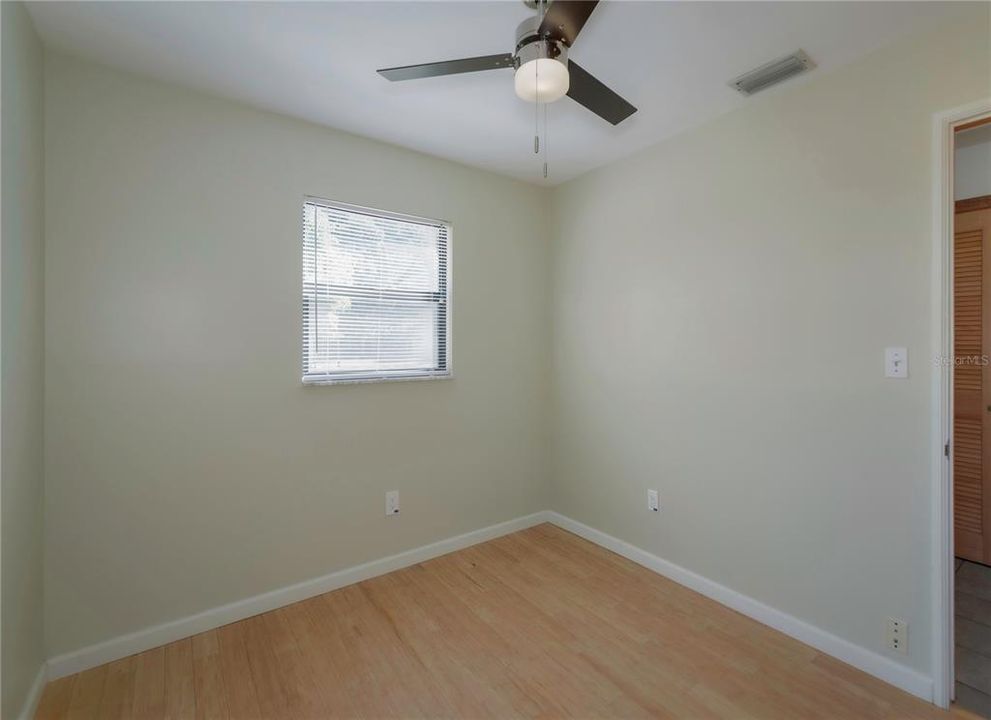 出租: $3,000 (4 贝兹, 2 浴室, 1344 平方英尺)