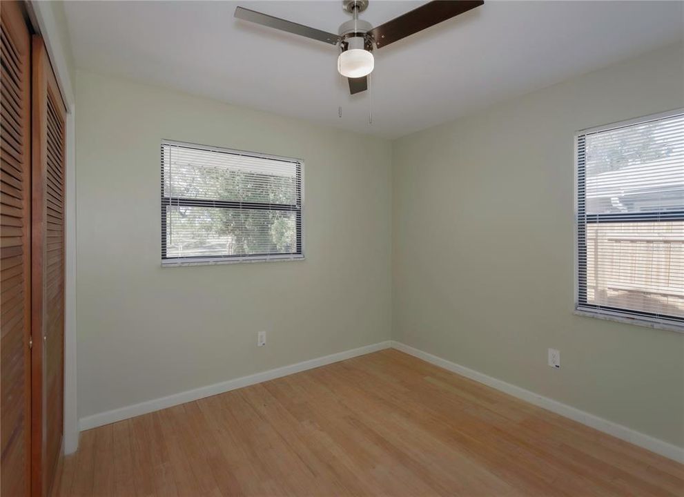 出租: $3,000 (4 贝兹, 2 浴室, 1344 平方英尺)