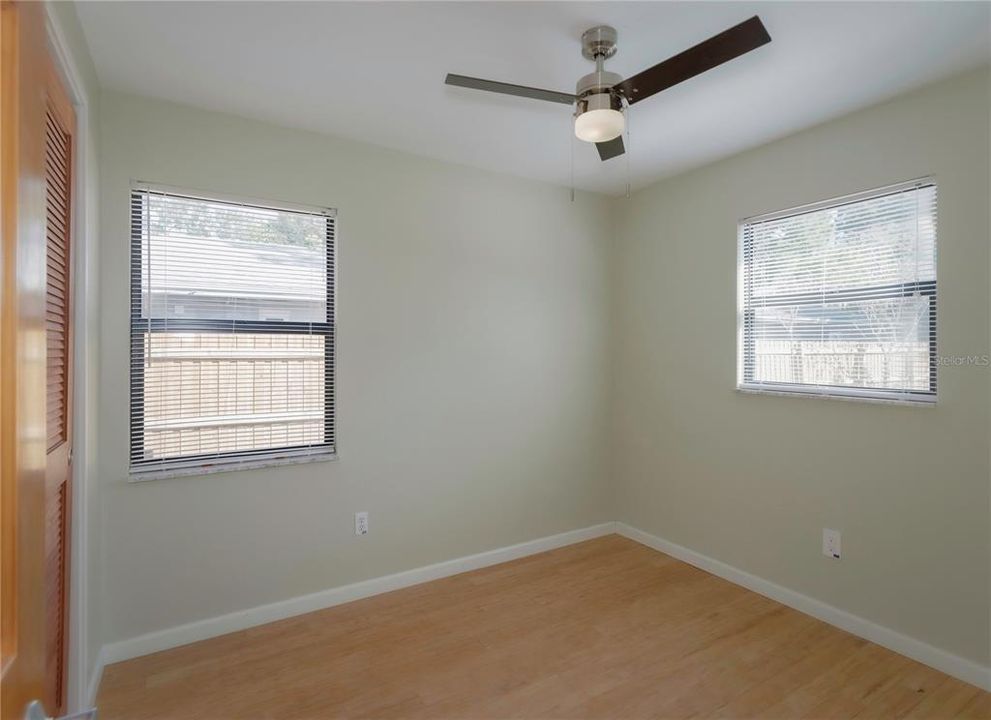 出租: $3,000 (4 贝兹, 2 浴室, 1344 平方英尺)