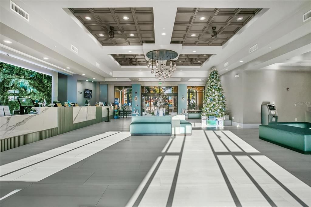 For Sale: $220,000 (2 beds, 2 baths, 957 Square Feet)