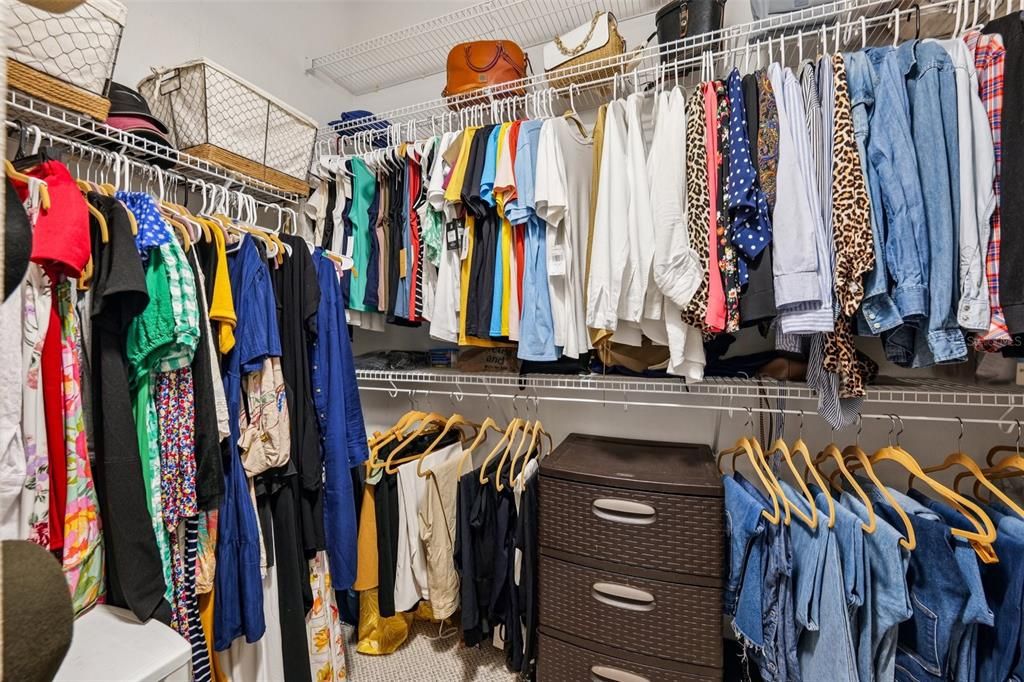 待售: $734,900 (4 贝兹, 4 浴室, 3566 平方英尺)