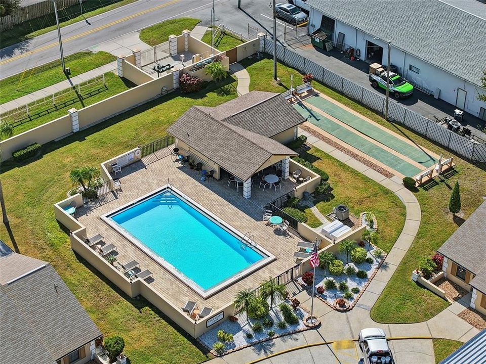 待售: $149,900 (2 贝兹, 2 浴室, 975 平方英尺)