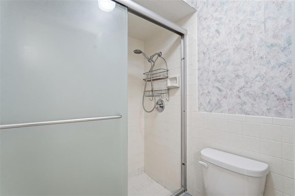 待售: $149,900 (2 贝兹, 2 浴室, 975 平方英尺)