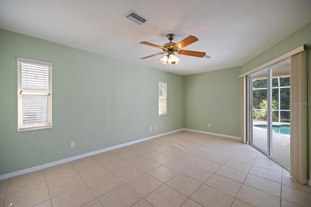 For Sale: $449,000 (3 beds, 2 baths, 1614 Square Feet)