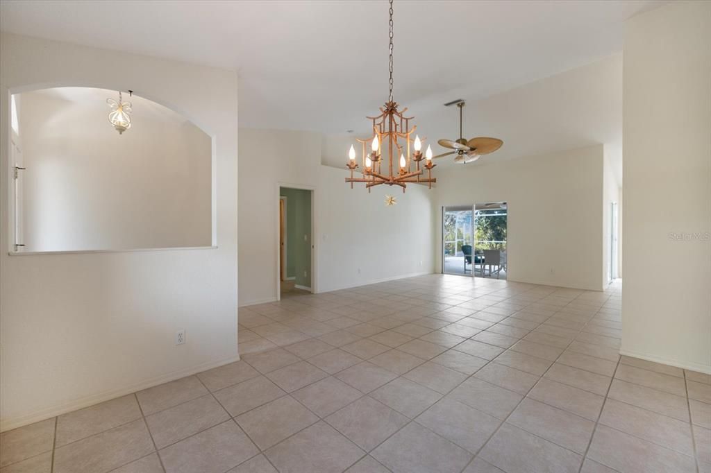 For Sale: $449,000 (3 beds, 2 baths, 1614 Square Feet)
