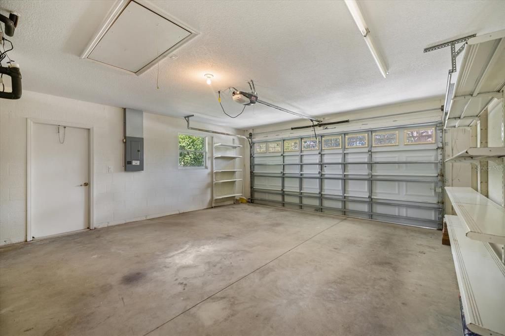 For Sale: $449,000 (3 beds, 2 baths, 1614 Square Feet)