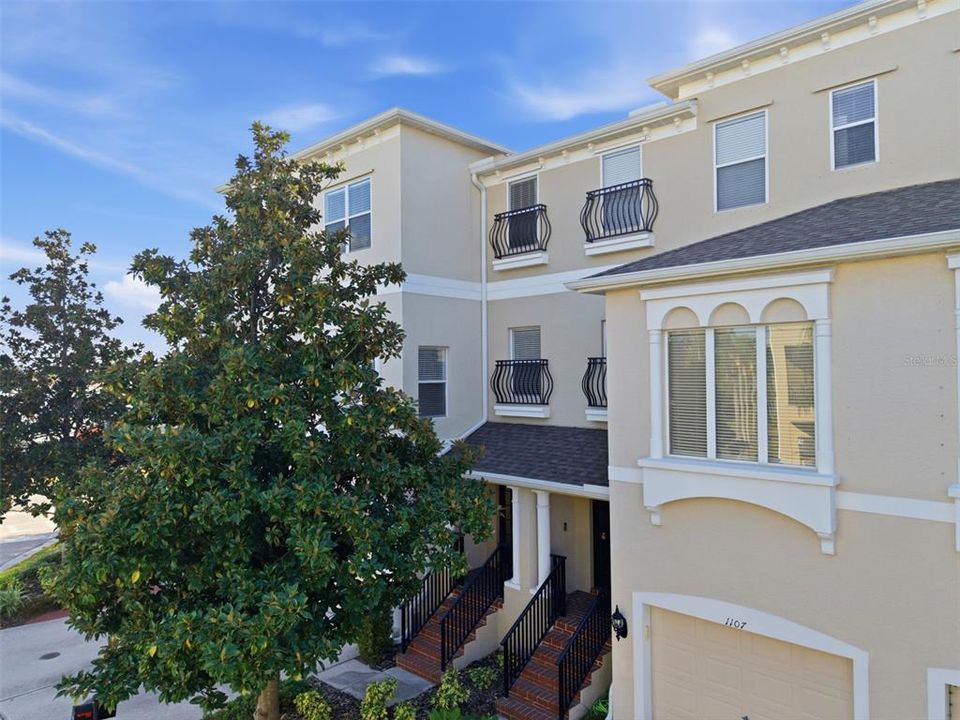 Под контрактом: $390,000 (3 спален, 2 ванн, 2044 Квадратных фут)