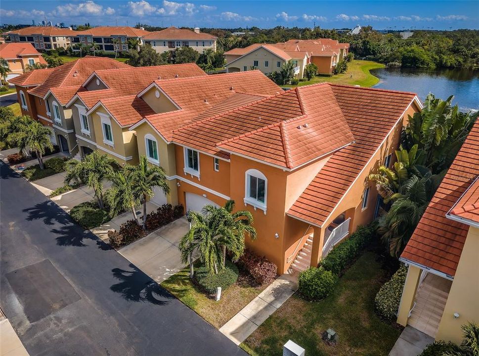 待售: $1,295,000 (3 贝兹, 2 浴室, 2574 平方英尺)