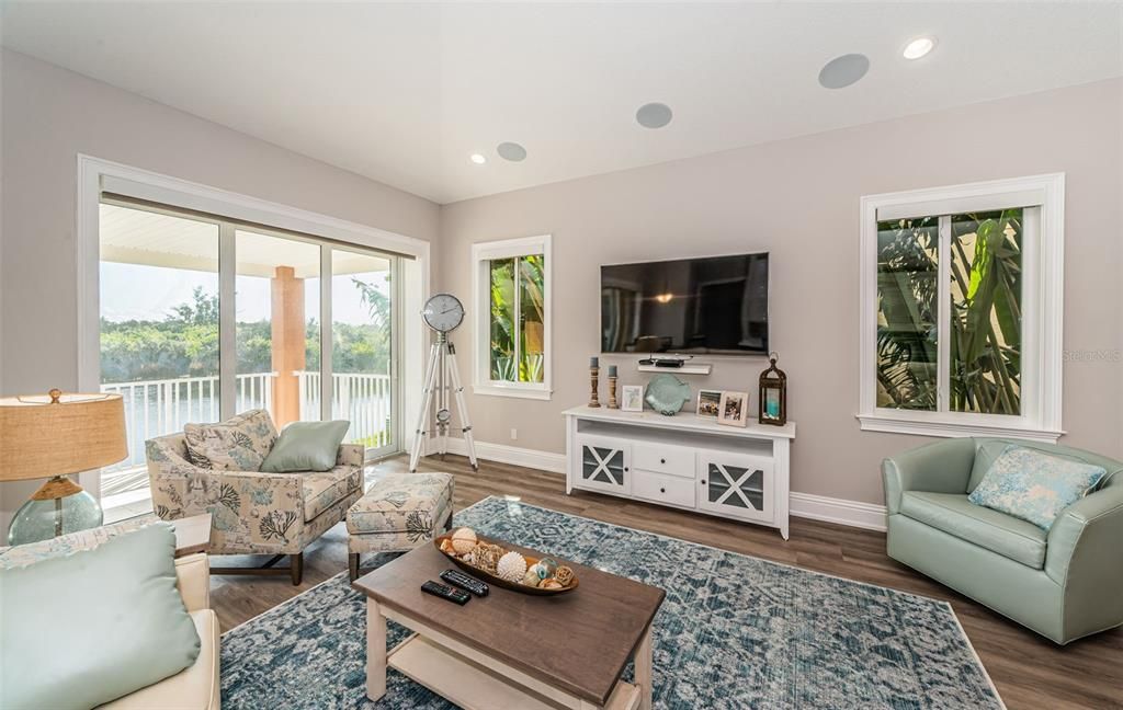 待售: $1,295,000 (3 贝兹, 2 浴室, 2574 平方英尺)