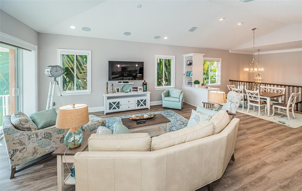 待售: $1,295,000 (3 贝兹, 2 浴室, 2574 平方英尺)