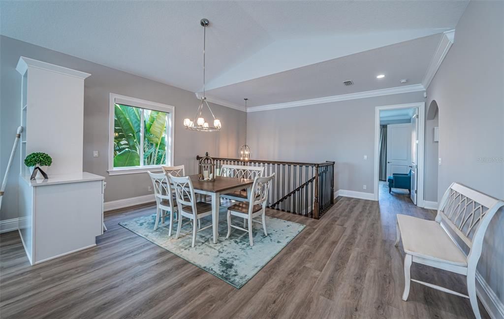 待售: $1,295,000 (3 贝兹, 2 浴室, 2574 平方英尺)