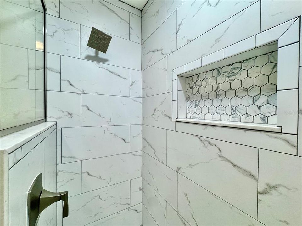 For Sale: $240,000 (2 beds, 2 baths, 1584 Square Feet)