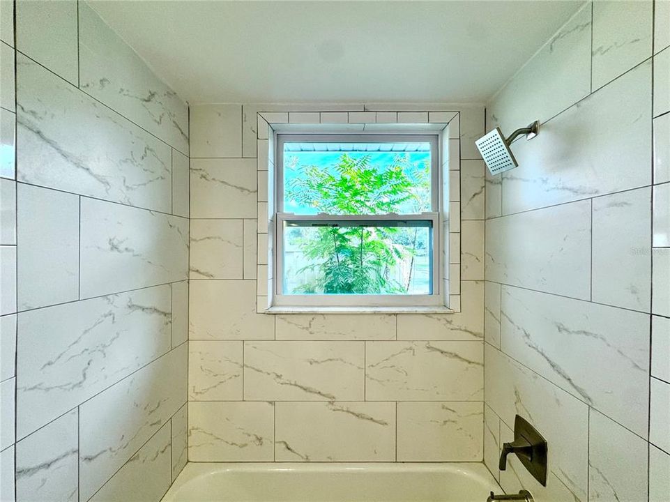 For Sale: $240,000 (2 beds, 2 baths, 1584 Square Feet)