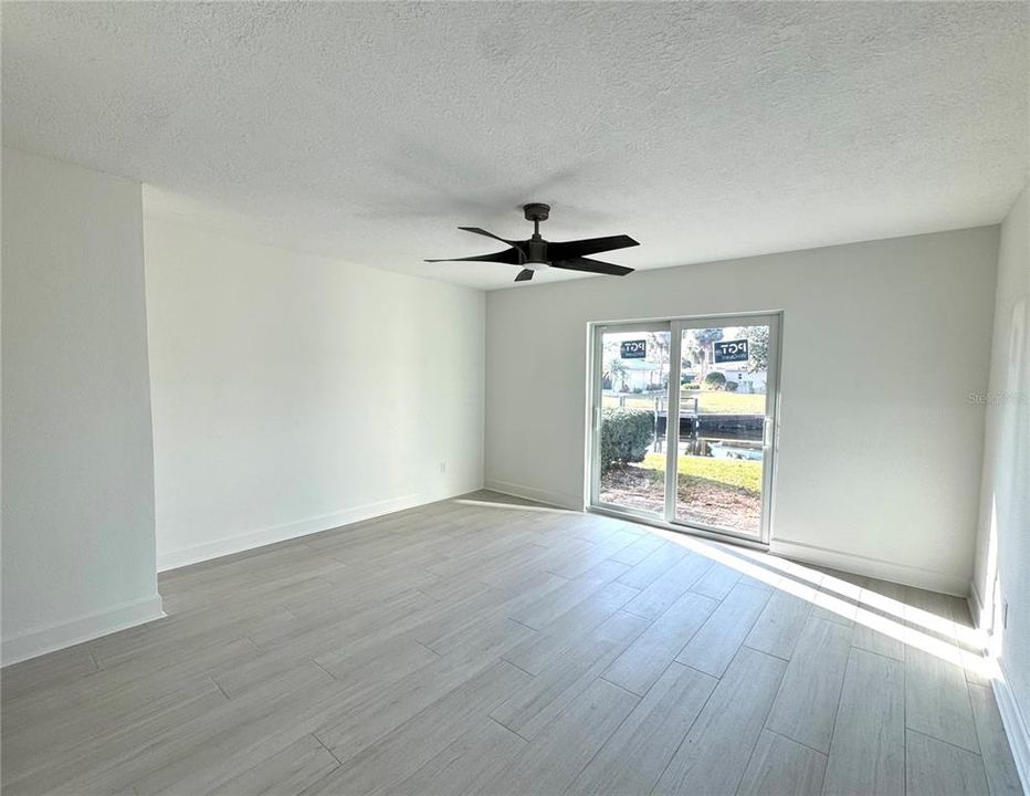 For Sale: $240,000 (2 beds, 2 baths, 1584 Square Feet)