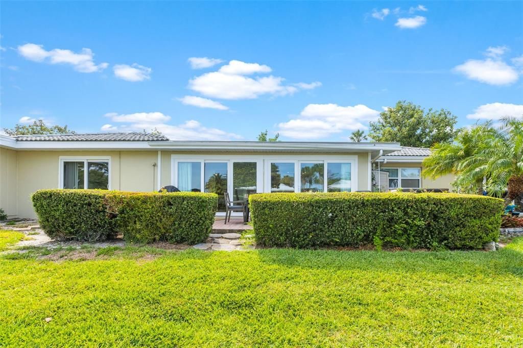 For Sale: $240,000 (2 beds, 2 baths, 1584 Square Feet)