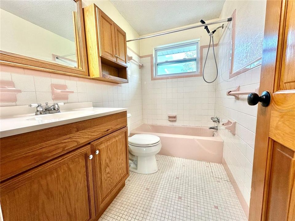 出租: $2,800 (4 贝兹, 2 浴室, 1532 平方英尺)