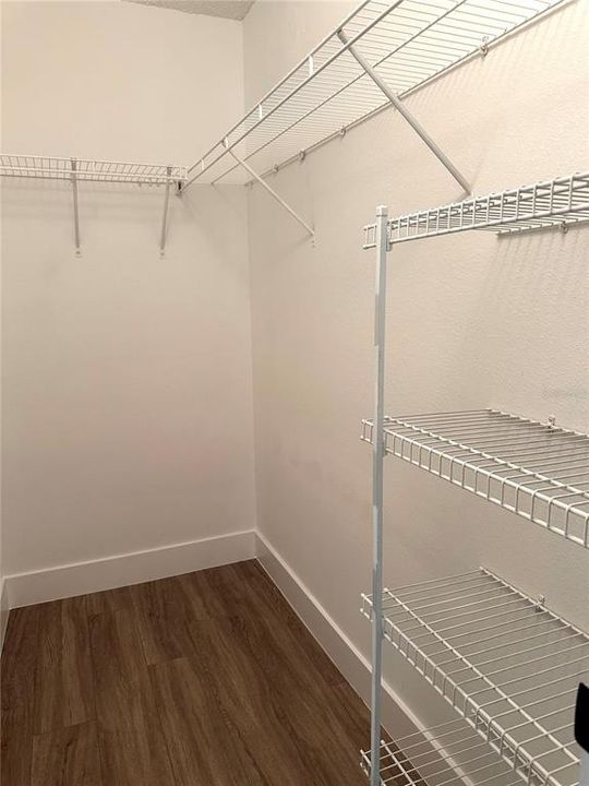 待售: $359,000 (4 贝兹, 2 浴室, 1530 平方英尺)