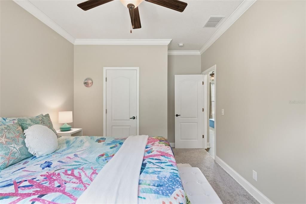 For Sale: $570,000 (4 beds, 3 baths, 2400 Square Feet)