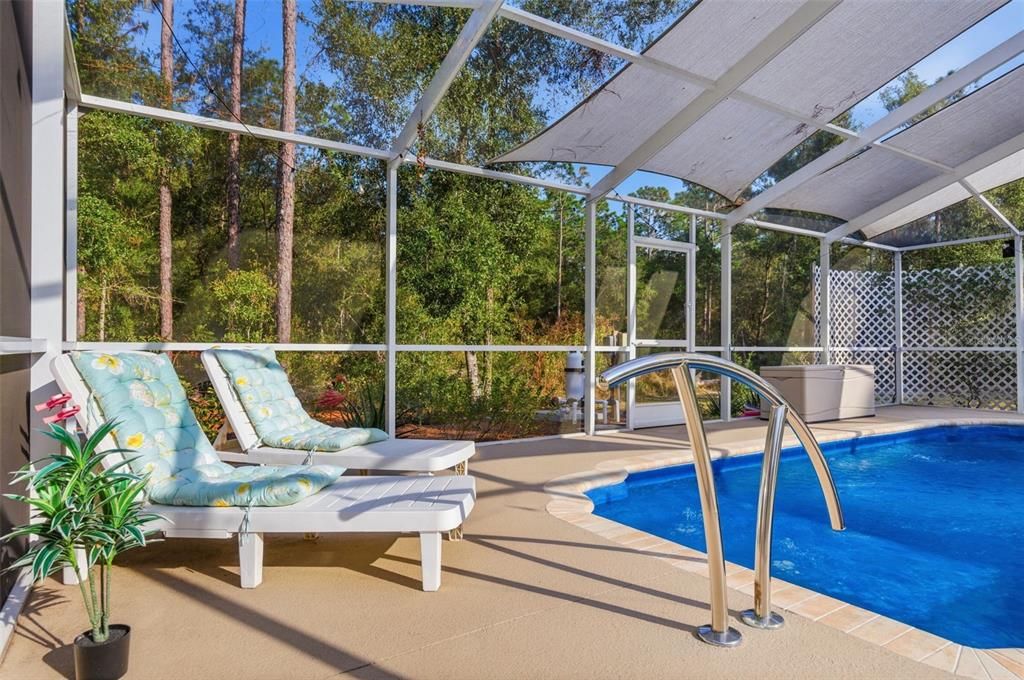 For Sale: $570,000 (4 beds, 3 baths, 2400 Square Feet)