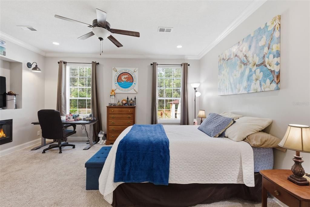 For Sale: $570,000 (4 beds, 3 baths, 2400 Square Feet)