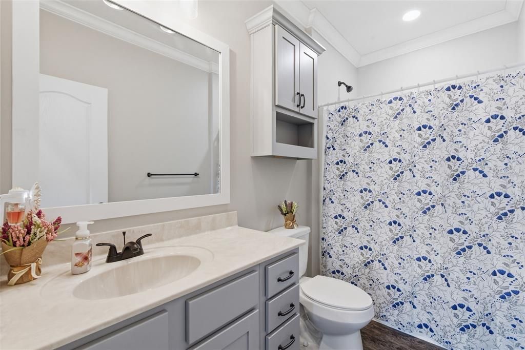 For Sale: $570,000 (4 beds, 3 baths, 2400 Square Feet)