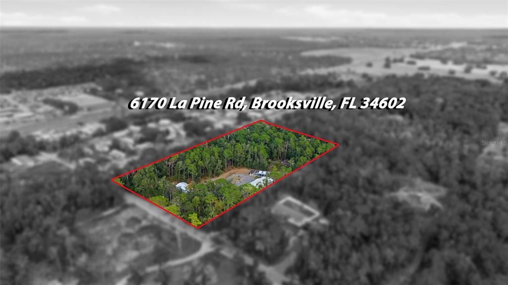 For Sale: $570,000 (4 beds, 3 baths, 2400 Square Feet)