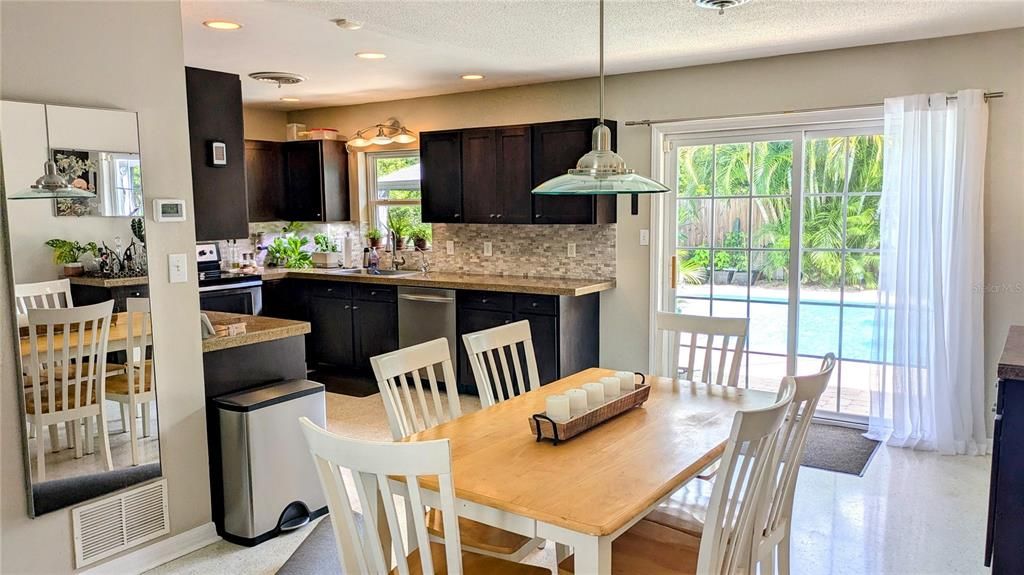 For Rent: $2,995 (3 beds, 2 baths, 1488 Square Feet)