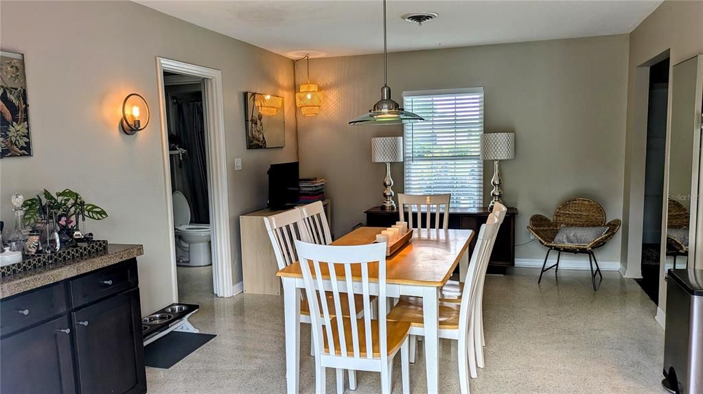 For Rent: $2,995 (3 beds, 2 baths, 1488 Square Feet)